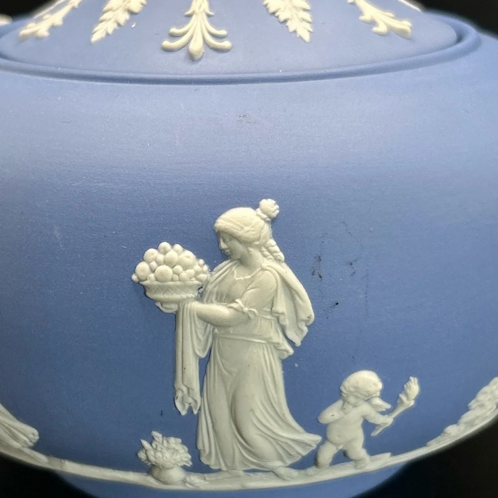 VTG Wedgwood England Blue Jasperware Collectible Greco Roman Motif Teapot, Lid - Picture 14 of 16